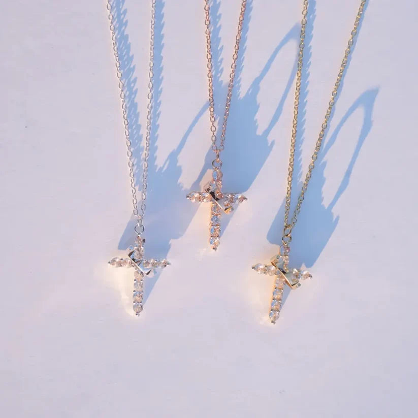 Collar Corona de Fe™ | Cruz Cristiana